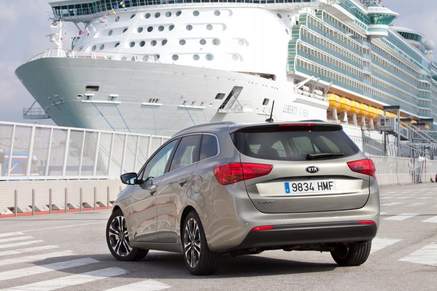  Kia cee&rsquo;d Station Wagon 2012 года  (фото 56 из 89)